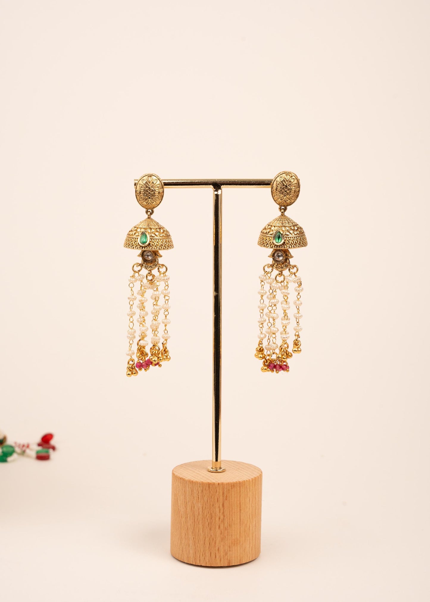 Kundan Temple Choker Necklace/ Pearl Tassel Necklace/ Kudan Choker/ Bridal Statement Necklace/ Indian Jewelry/ Green Beads/ South Indian (etsy image id: 7944615647)