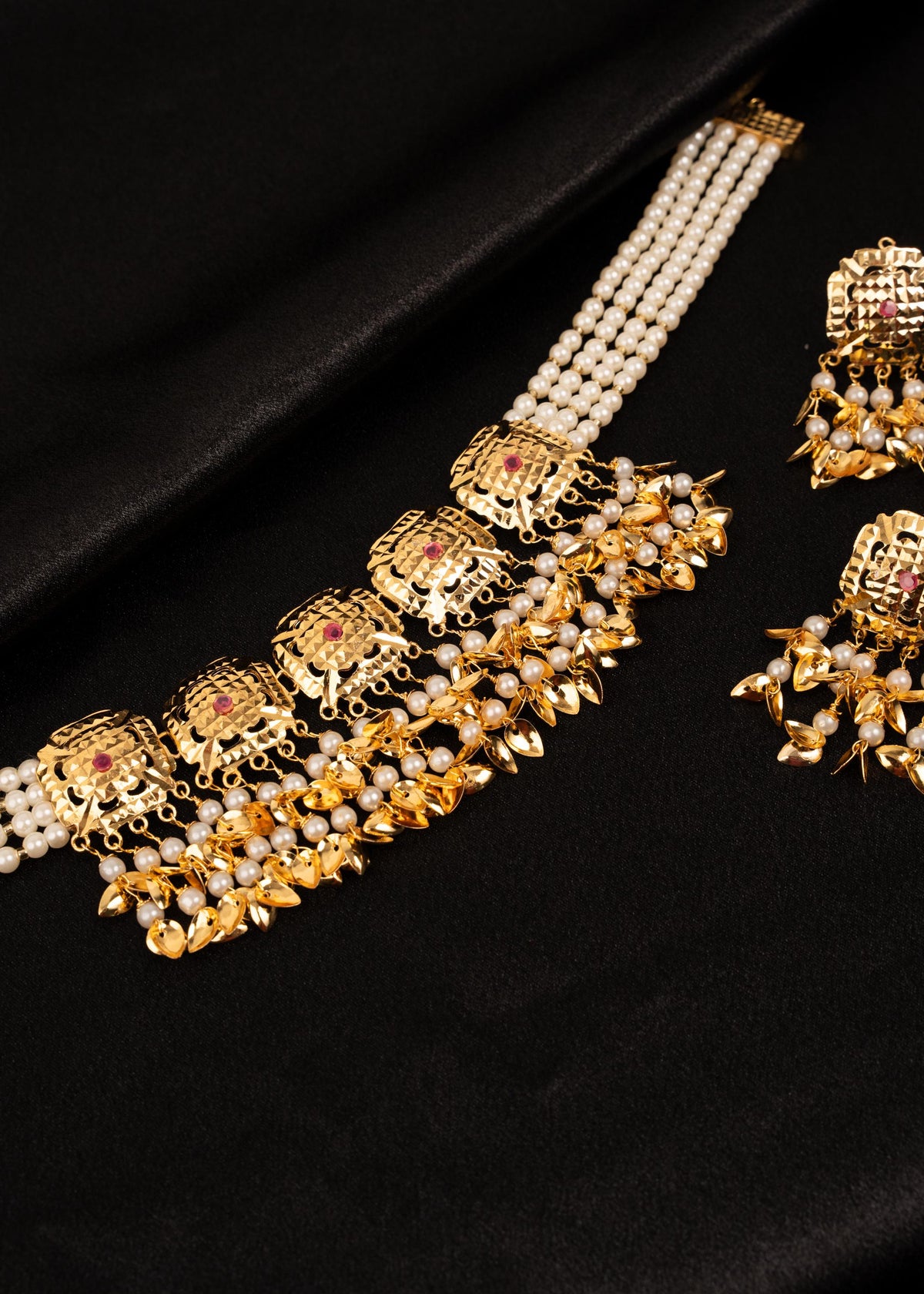 Heritage Pippal Patti Choker Necklace Set/ Traditional Jadau Jewelry/ Gold Plated Necklace Set/ Punjabi Jaggo Jewelry/ Golden Finish Jewelry