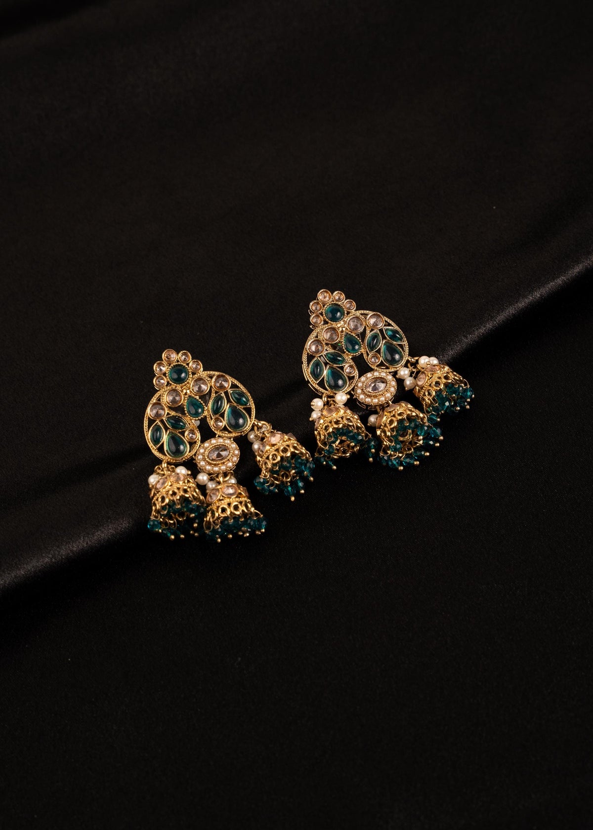 Kundan Polki Jhumka Earrings/ Statement Earrings/ Minimalist Jewelry/ Indian Jewelry/ Wedding Jewelry/ Wedding Earrings/ Pakistani Jewelry