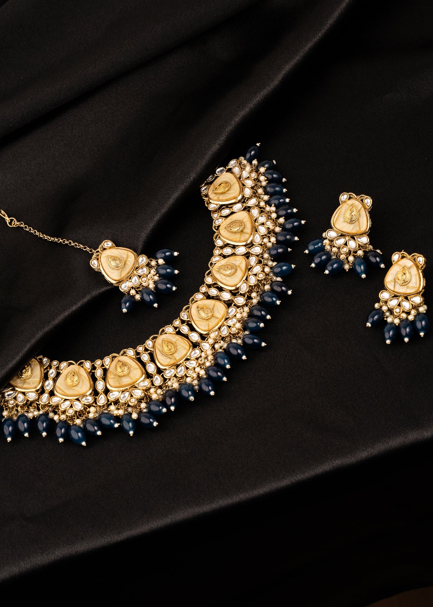 Antique Kundan Pearl Jewelry Necklace Set