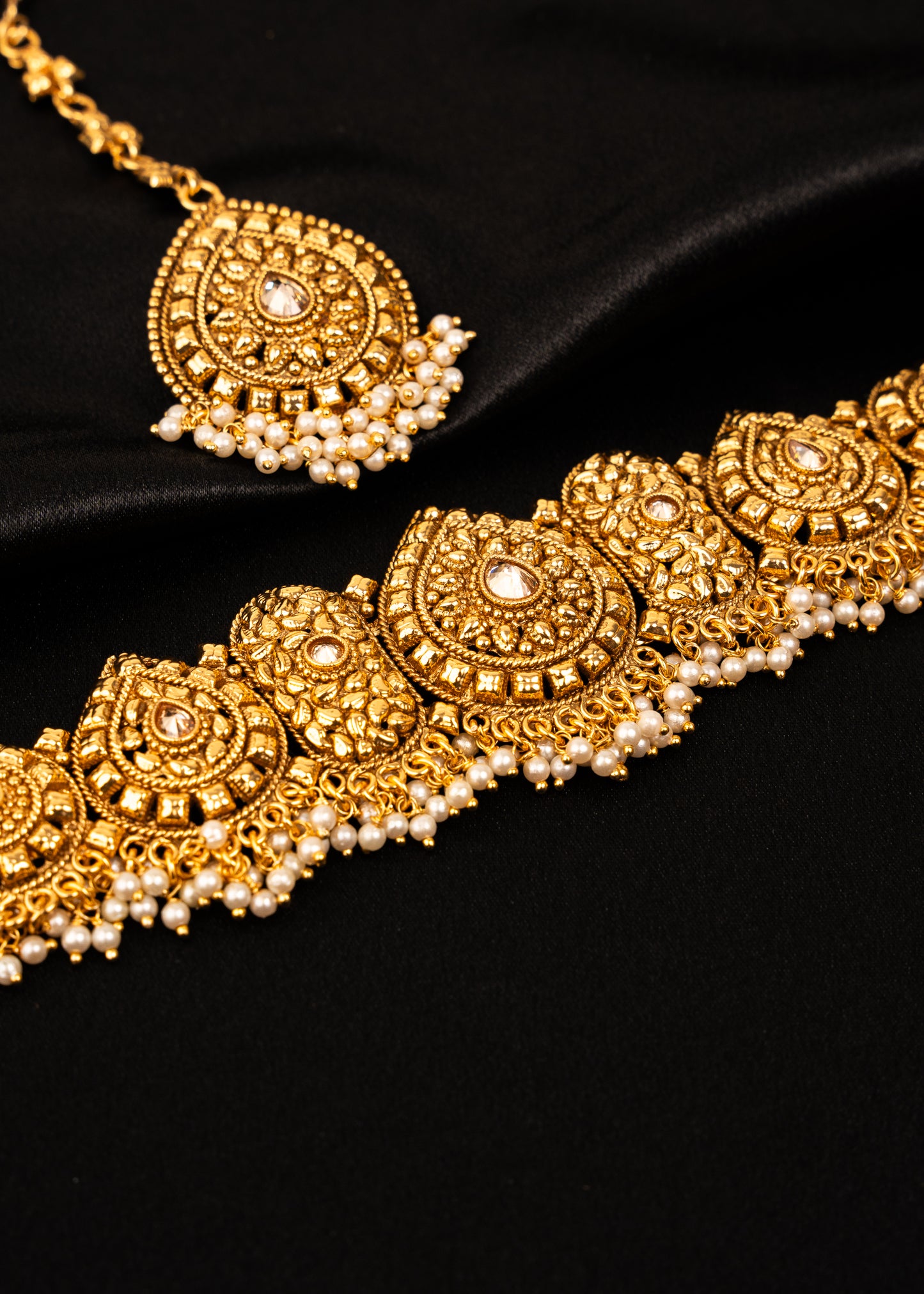 Premium Gold Choker Necklace Set