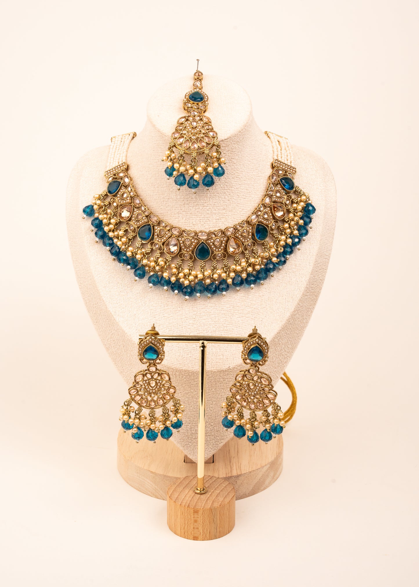 Luxury Antique Kundan Necklace Set