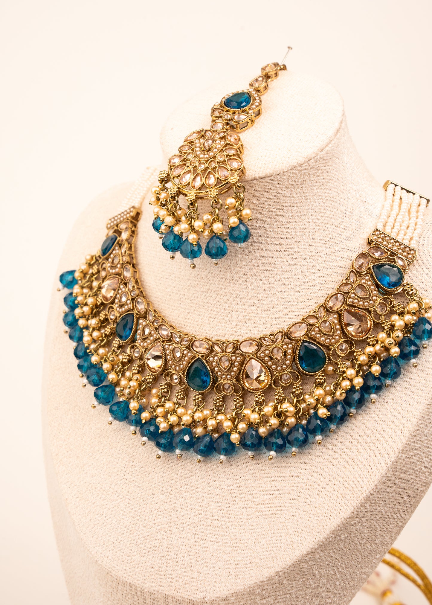 Luxury Antique Kundan Necklace Set