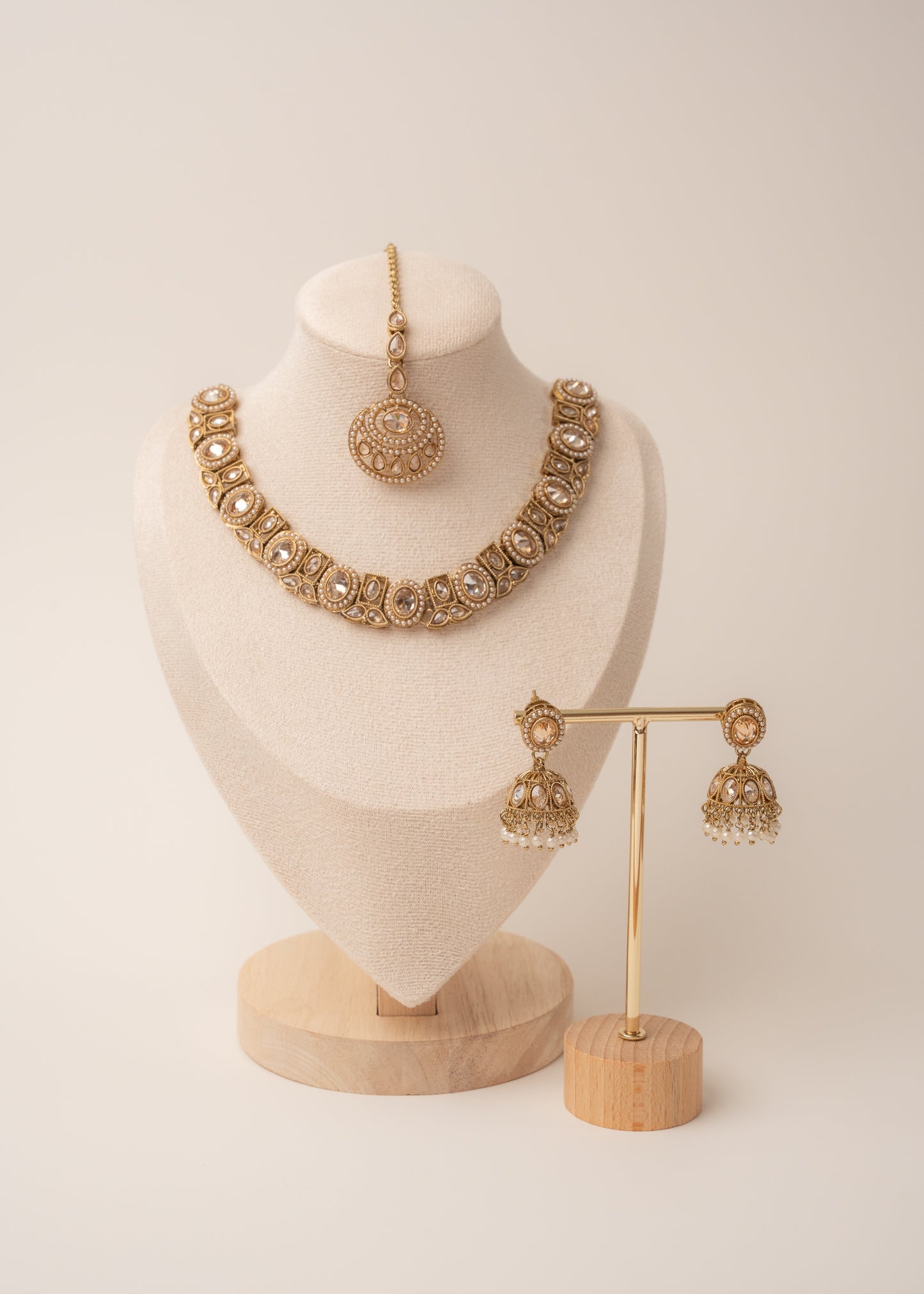 Royal Ivory Kundan Necklace Set
