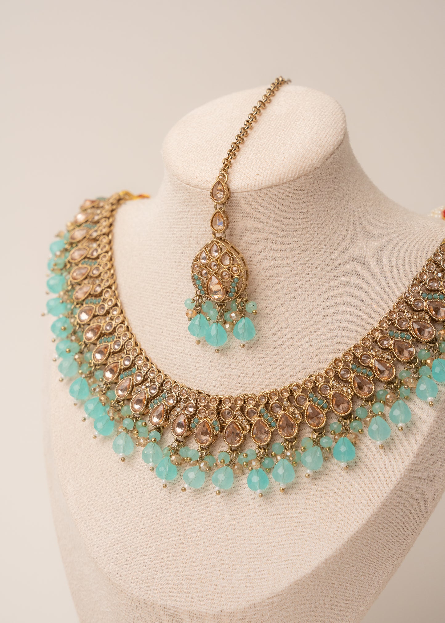 Aqua Mist Royalty Necklace Set
