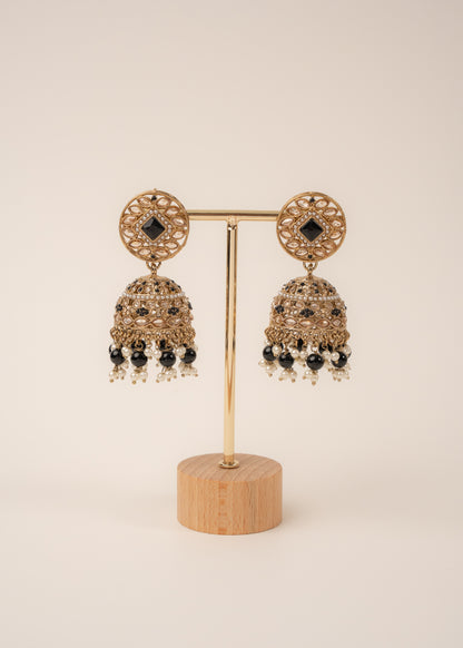 Black Pearl Royal Charm Choker Set