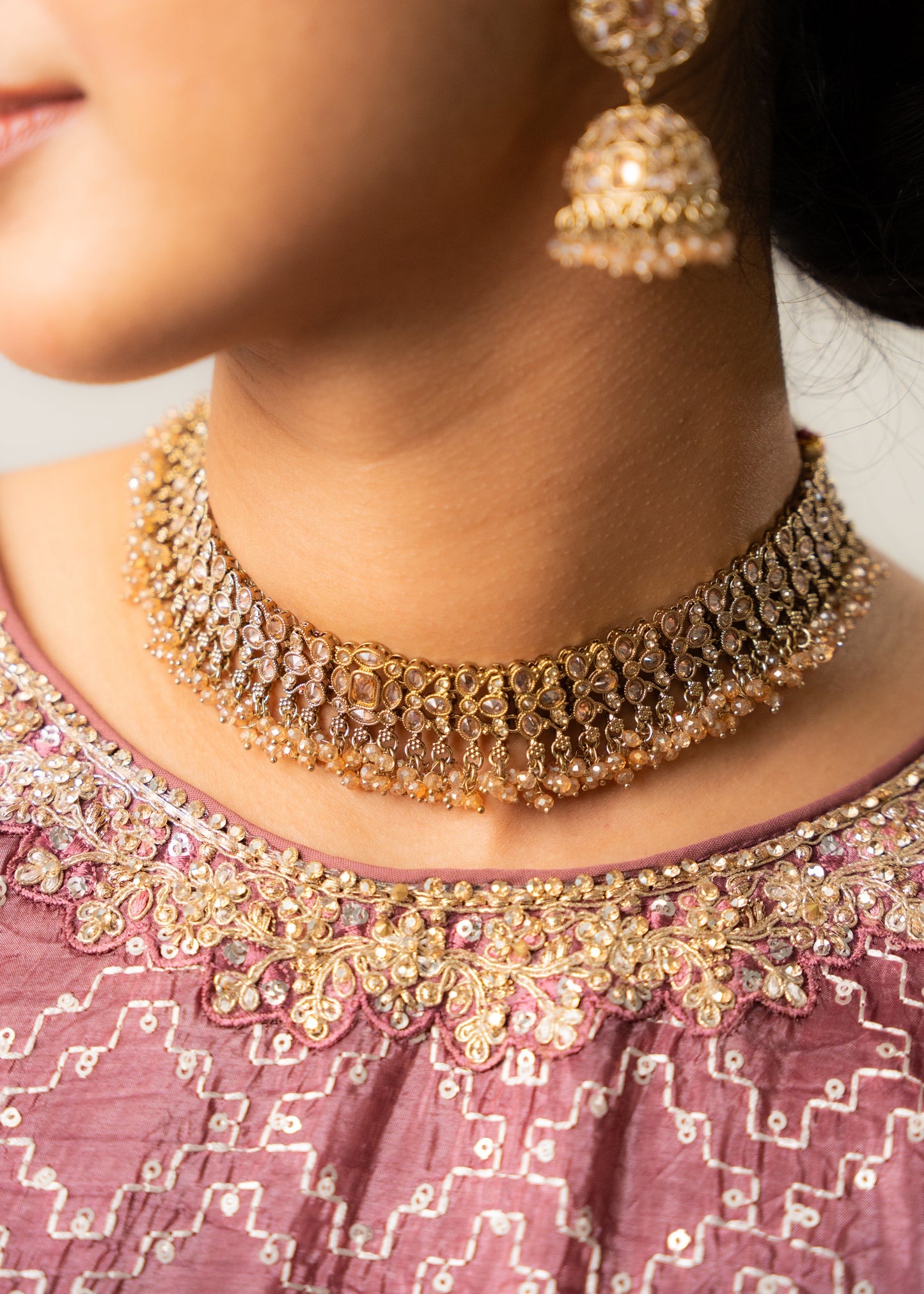 Champagne Heritage Choker Set