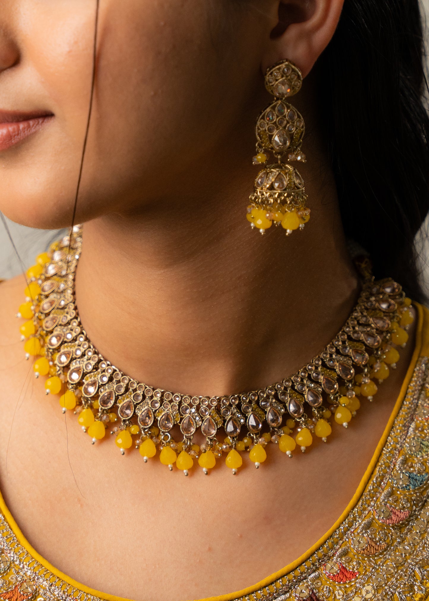 Sunshine Glow Kundan Necklace Set