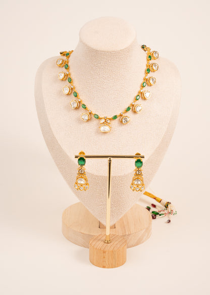 Kundan Necklace Set/ Indian Jewelry Set/ Wedding Necklace Set/ Green Stone Indian Wedding Set