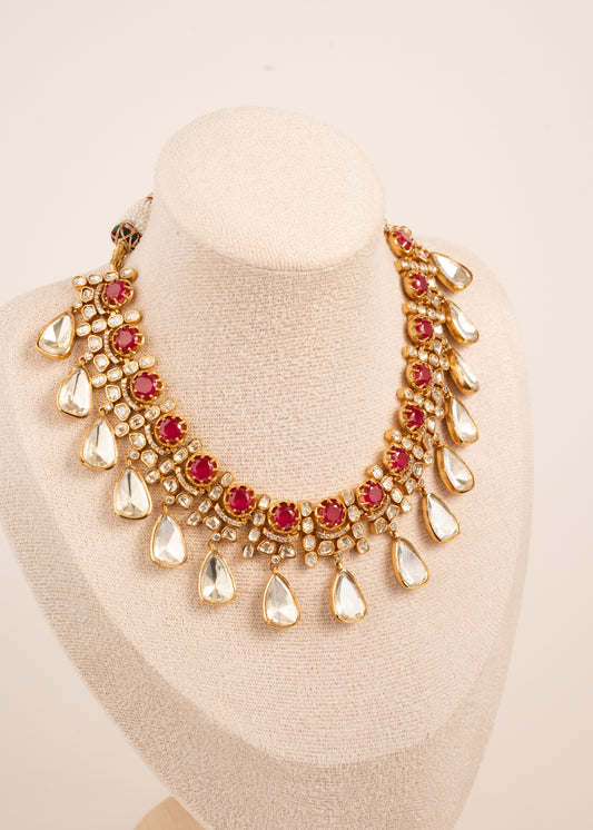 Premium Quality Tyani Inspired uncut Kundan Necklace Set/ Indian Wedding Jewelry/ Statement Jewelry/ Indian Bridal Set