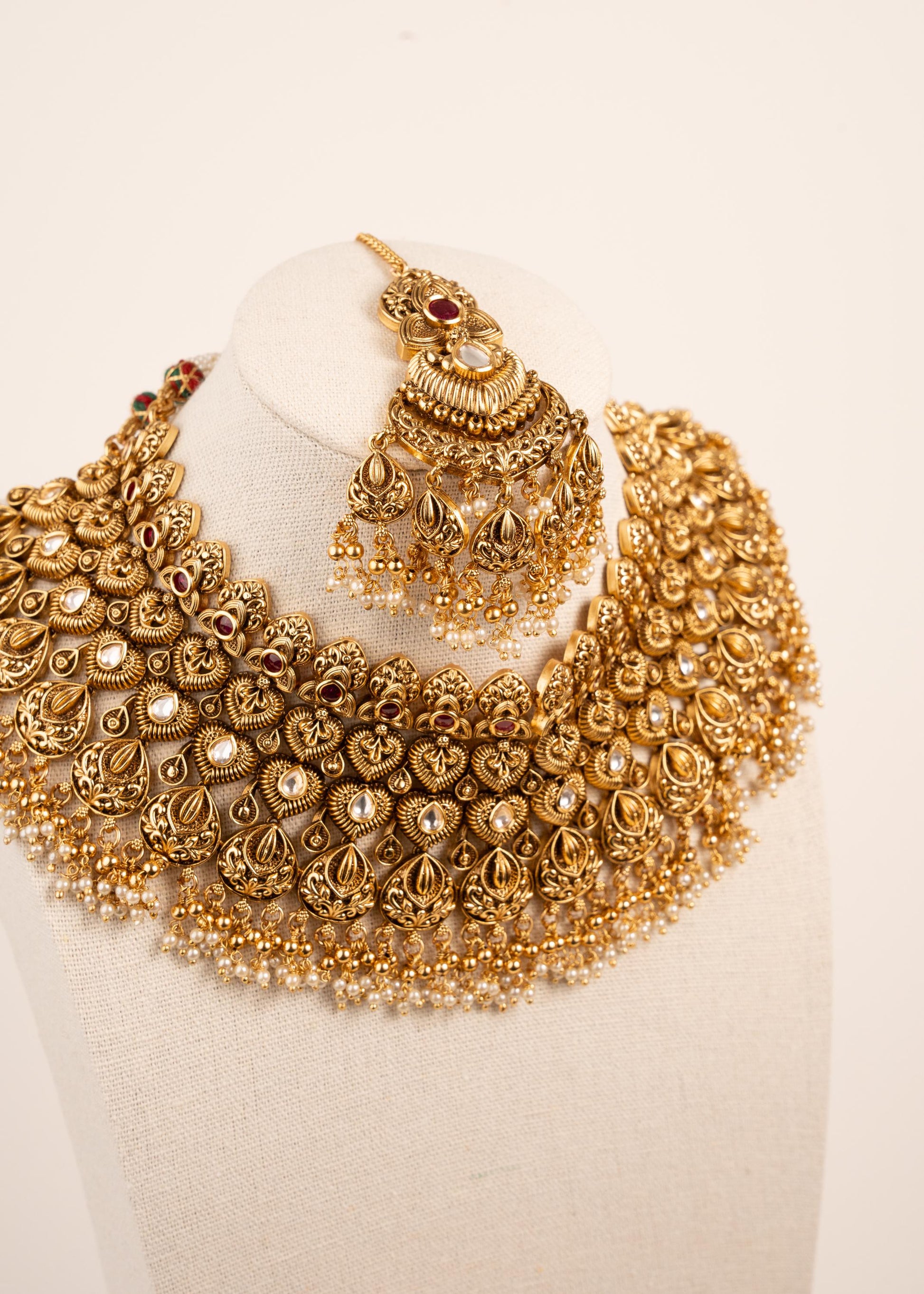 Antique Gold Bridal Necklace Set/ Indian Wedding Jewellery/ Kundan Bridal Set/ Indian bridal set