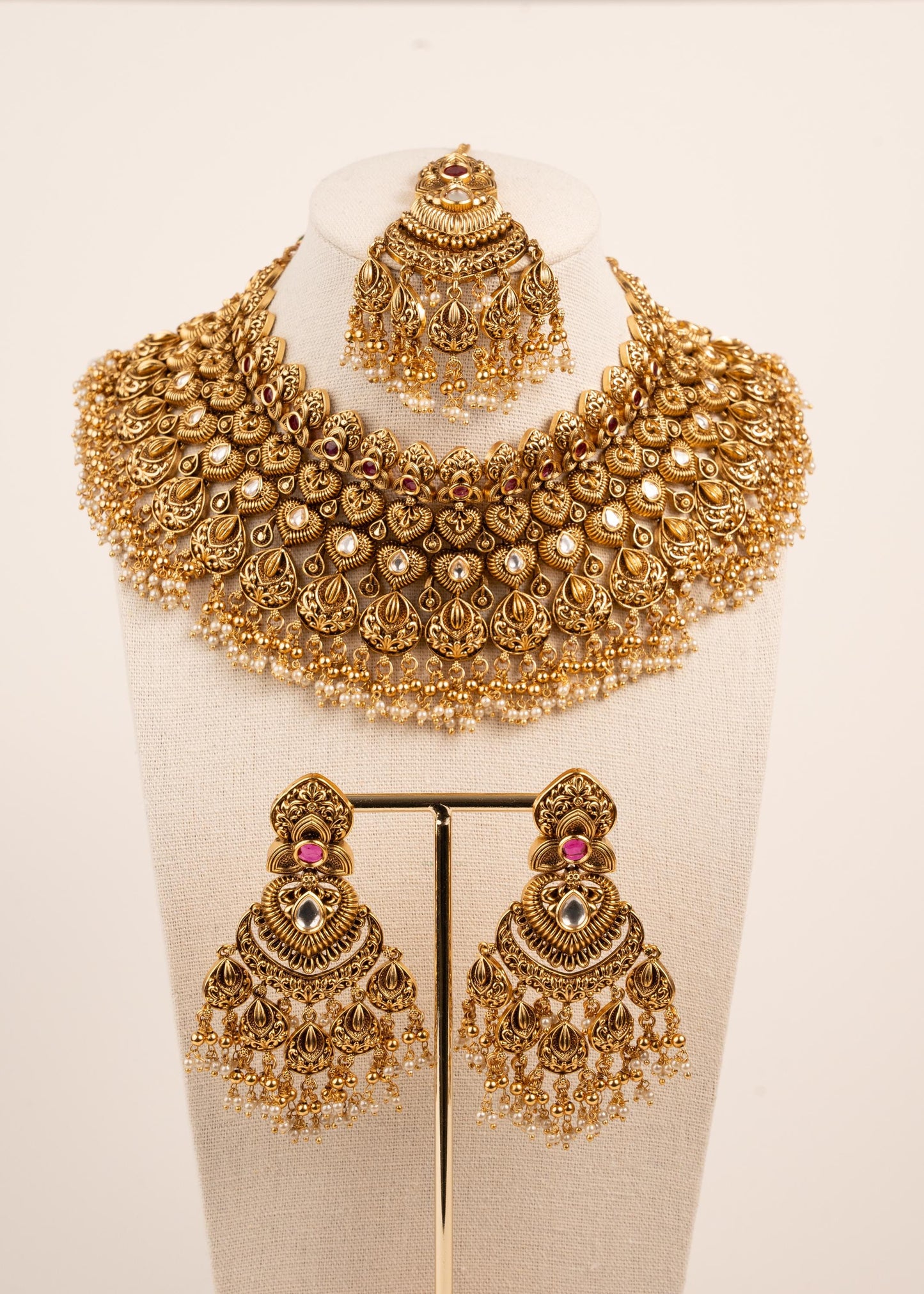 Antique Gold Bridal Necklace Set/ Indian Wedding Jewellery/ Kundan Bridal Set/ Indian bridal set