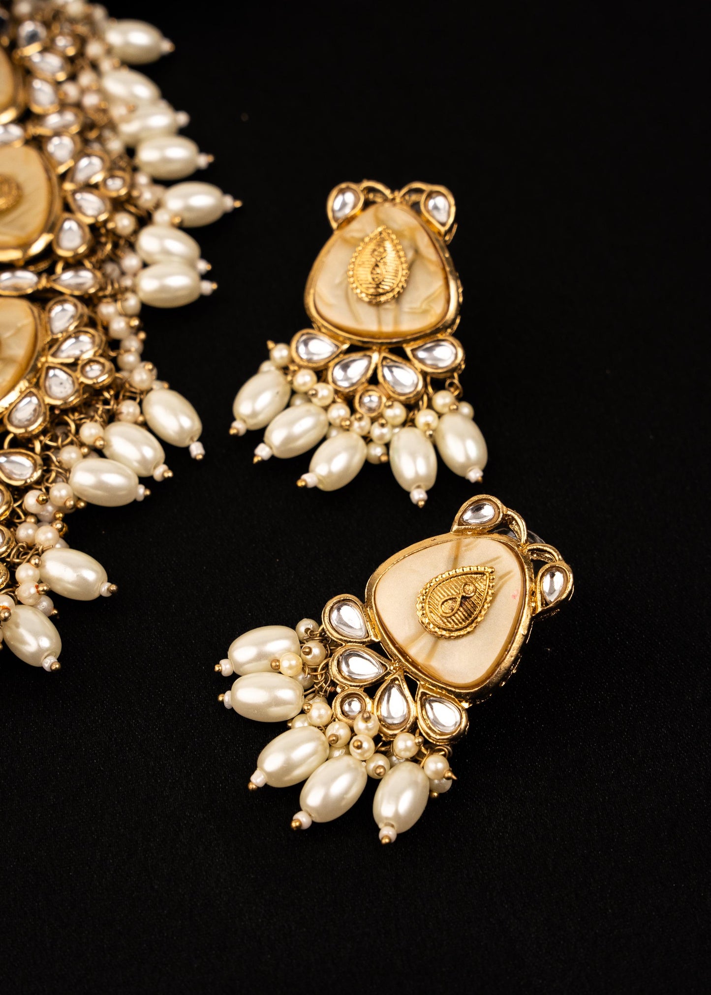 Antique Kundan Pearl Jewelry Necklace Set/ Statement Kundan Pearl Choker Set/ Indian Jewelry/ Pakistani Bridal Jewelry/ Polki Kundan Set (etsy image id: 7893042010)