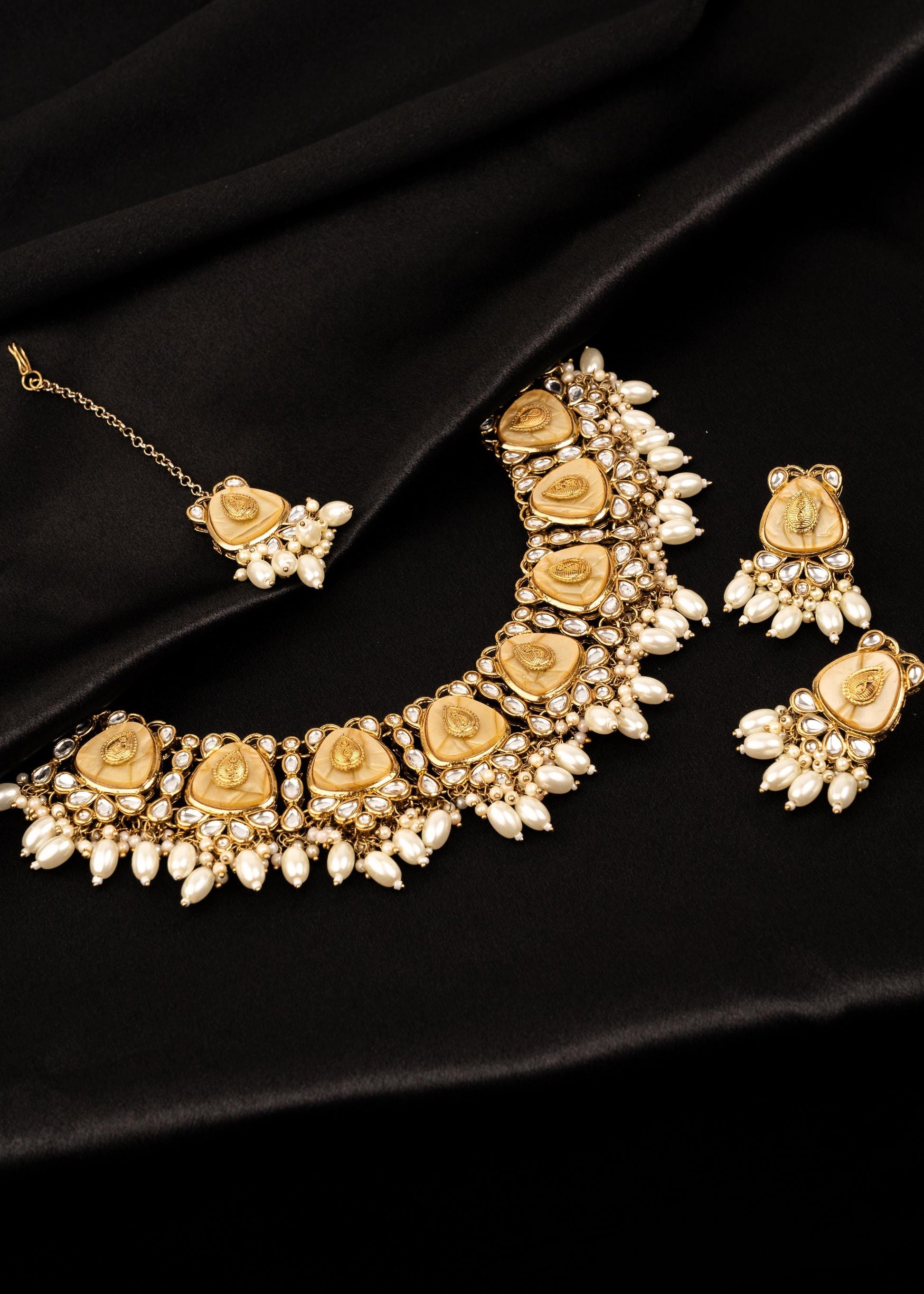 Antique Kundan Pearl Jewelry Necklace Set/ Statement Kundan Pearl Choker Set/ Indian Jewelry/ Pakistani Bridal Jewelry/ Polki Kundan Set (etsy image id: 7893042026)