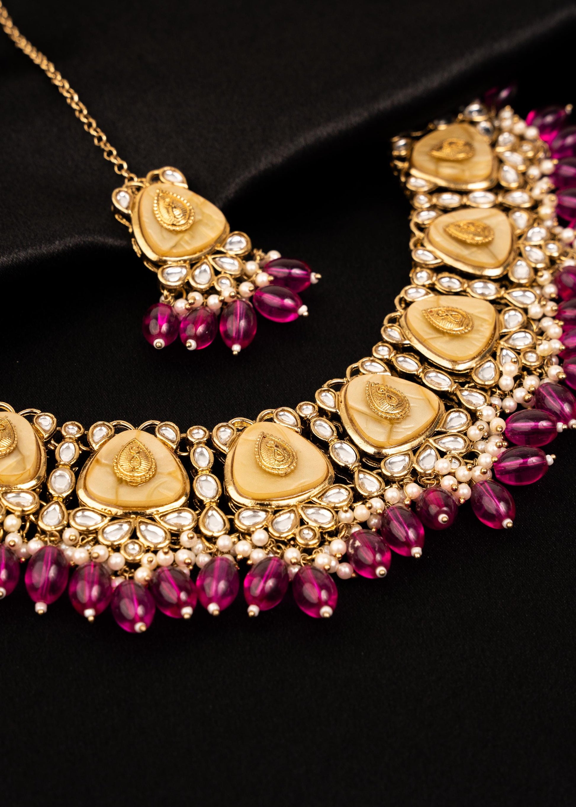 Antique Kundan Pearl Jewelry Necklace Set/ Statement Kundan Pearl Choker Set/ Indian Jewelry/ Pakistani Bridal Jewelry/ Polki Kundan Set (etsy image id: 7893042402)