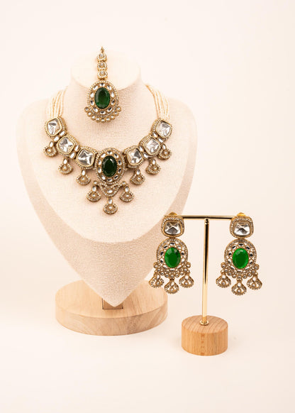 Premium Kundan Necklace Set/ Indian Bridal Jewelry/ Wedding Jewelry/ Traditional Indian Necklace Set/ Kundan statement necklace (etsy image id: 7893114800)