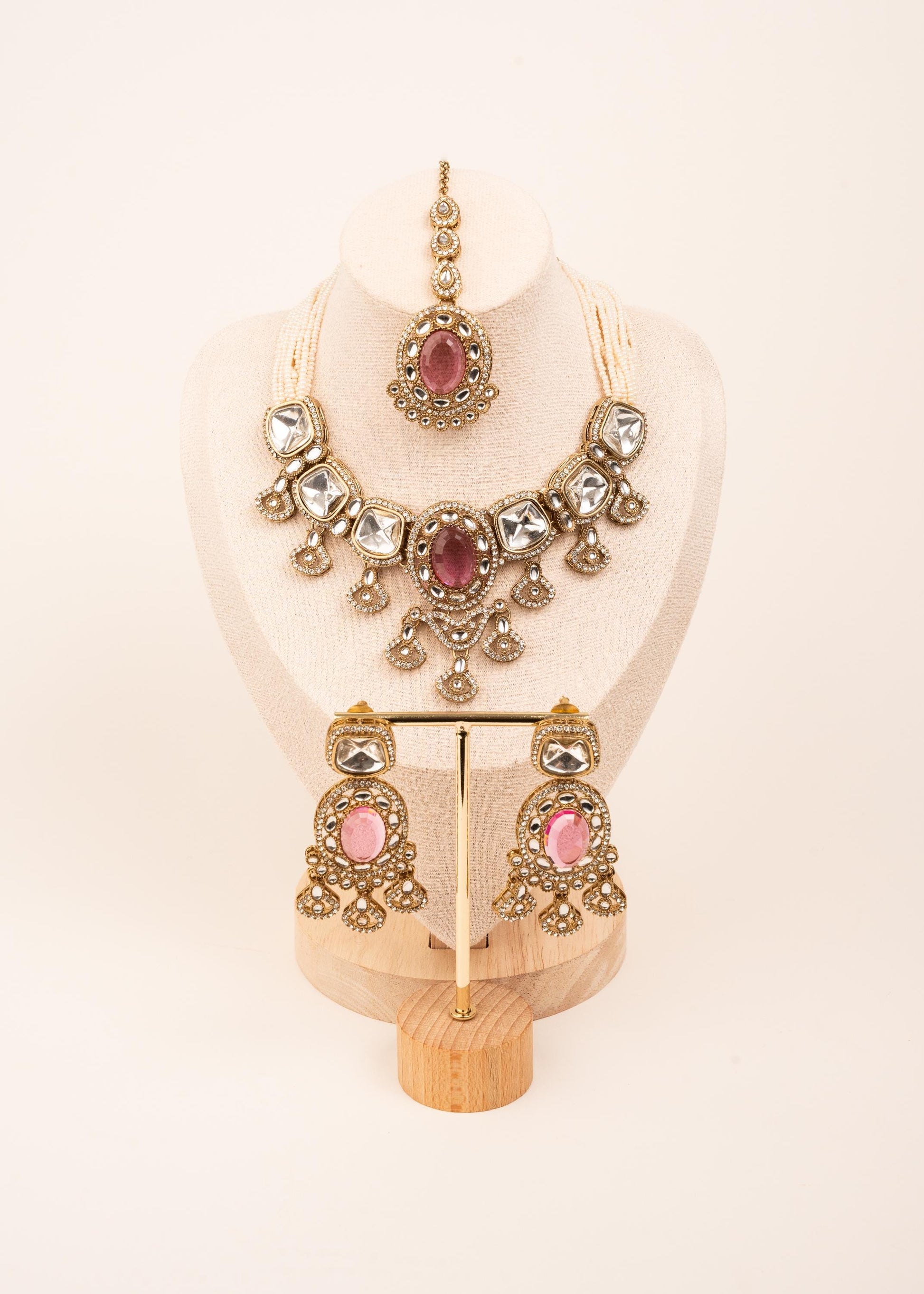 Premium Kundan Necklace Set/ Indian Bridal Jewelry/ Wedding Jewelry/ Traditional Indian Necklace Set/ Kundan statement necklace (etsy image id: 7893114940)