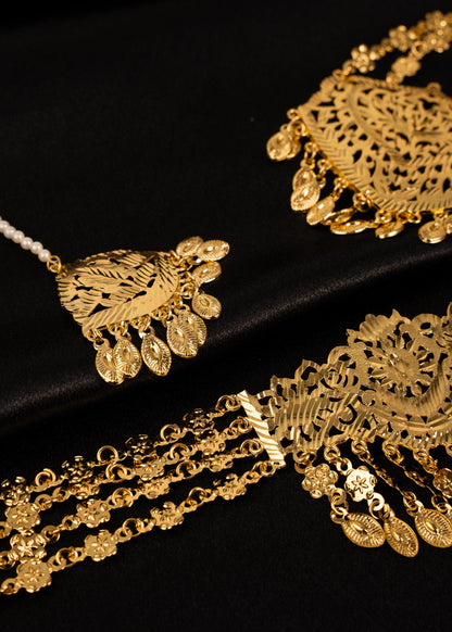 Antique Gold Choker Necklace Set/ Indian Jewelry/ Gold plated bridal choker Necklace/ Statement Necklace/ Traditional Jewelry/ Bridal (etsy image id: 7896539948)