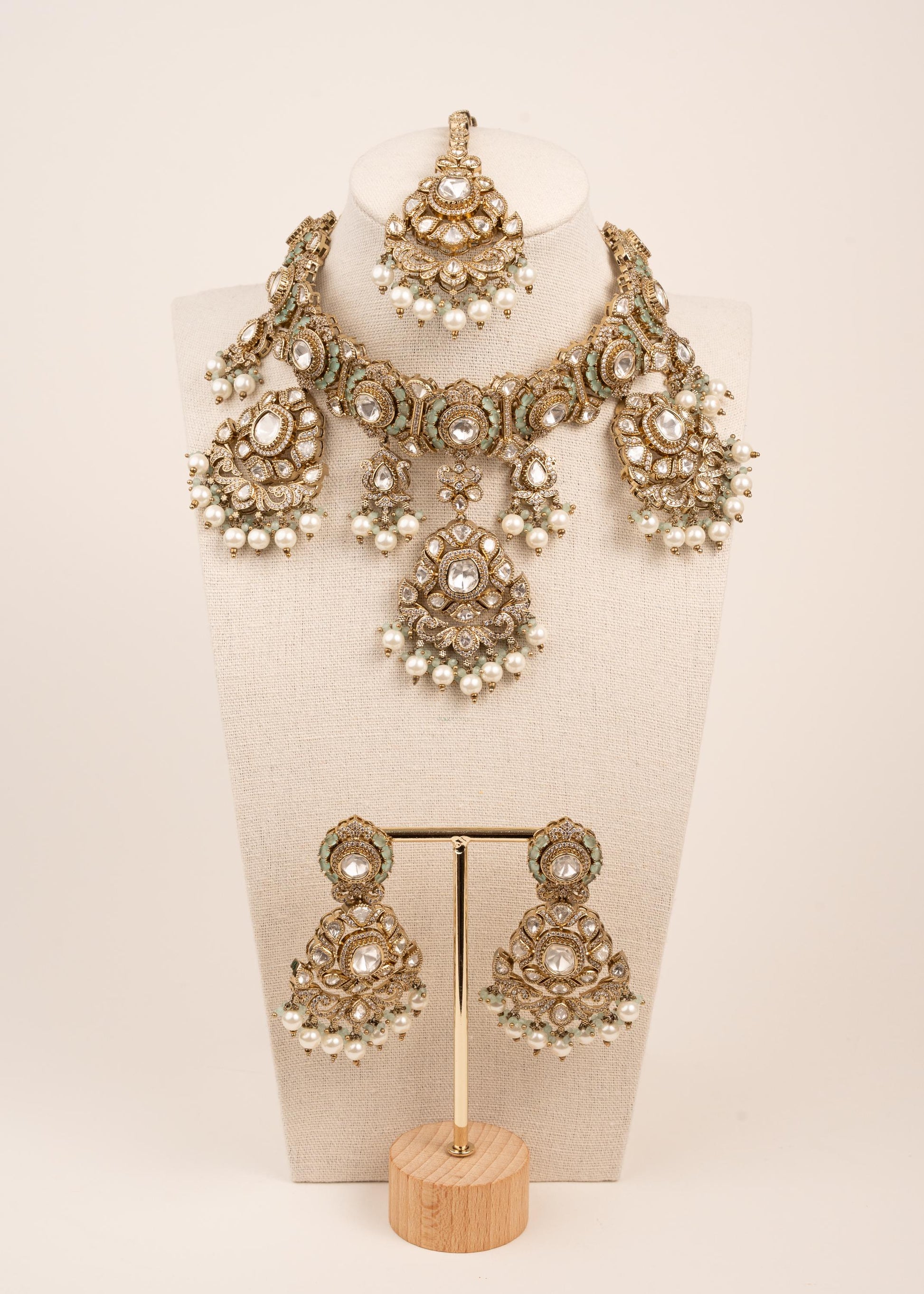 Antique Bridal Necklace Set/ Indian Bridal Jewelry/ Statement Necklace/ Wedding Necklace/ Antique Gold Necklace Set/ Pakistani Jewelry (etsy image id: 7896611768)