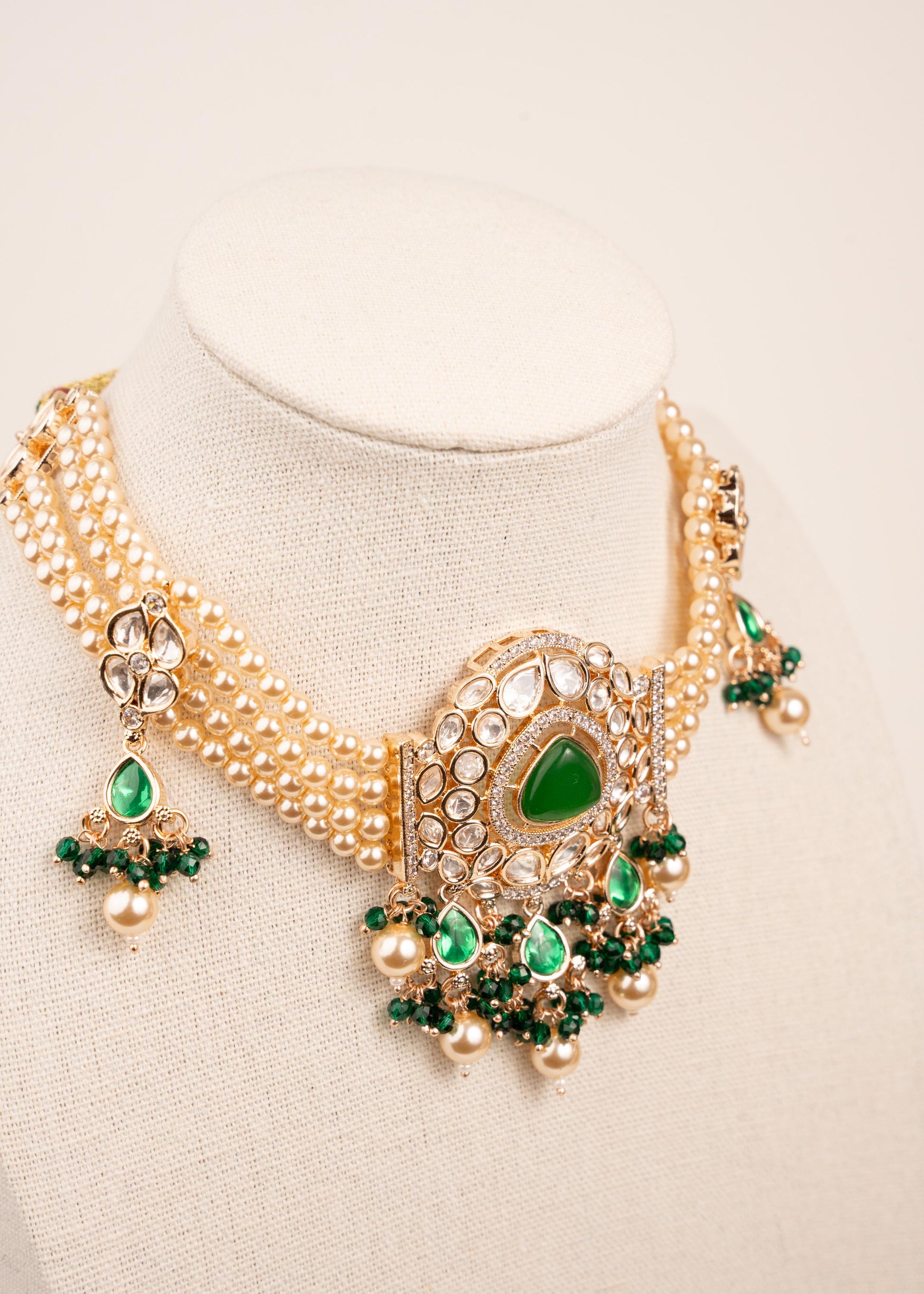 Royal Kundan Choker Necklace Set/ Indian Jewelry/ Bridal Jewelry Set/ Pakistani Jewelry/ Imitation Kundan Choker Necklace Set/ Bollywood (etsy image id: 7896660740)