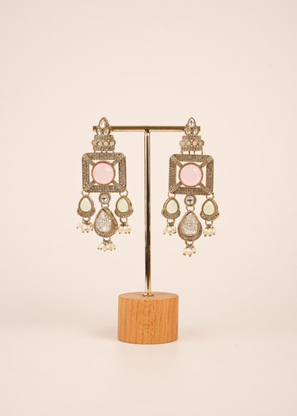 Handcrafted Antique Earrings/ Antique Jewelry/ Statemnet Earrings/ Party Wear Ethnic Jewelry/ High End Bollywood Jewellery/ Bridal Jewellery (etsy image id: 7912961757)