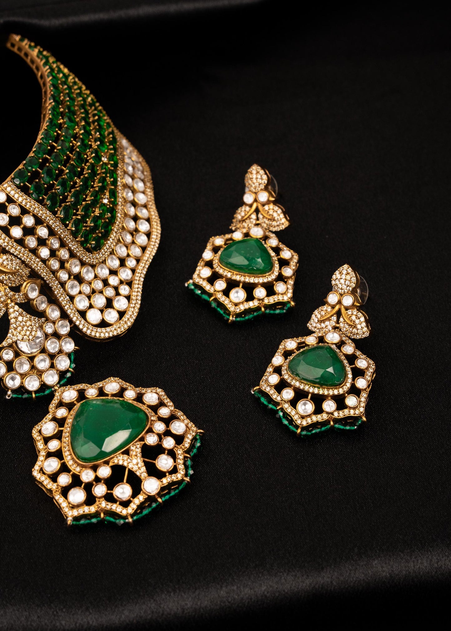 Designer Kundan Necklace Set/ Statement Kundan Necklace/ Indian Jewelry/ Bollywood Jewelry/ Bridal Choker/ Pakistani Jewelry/ Reception (etsy image id: 7940993645)