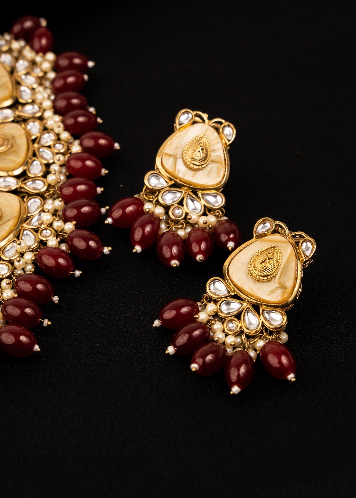 Antique Kundan Pearl Jewelry Necklace Set/ Statement Kundan Pearl Choker Set/ Indian Jewelry/ Pakistani Bridal Jewelry/ Polki Kundan Set (etsy image id: 7940998803)