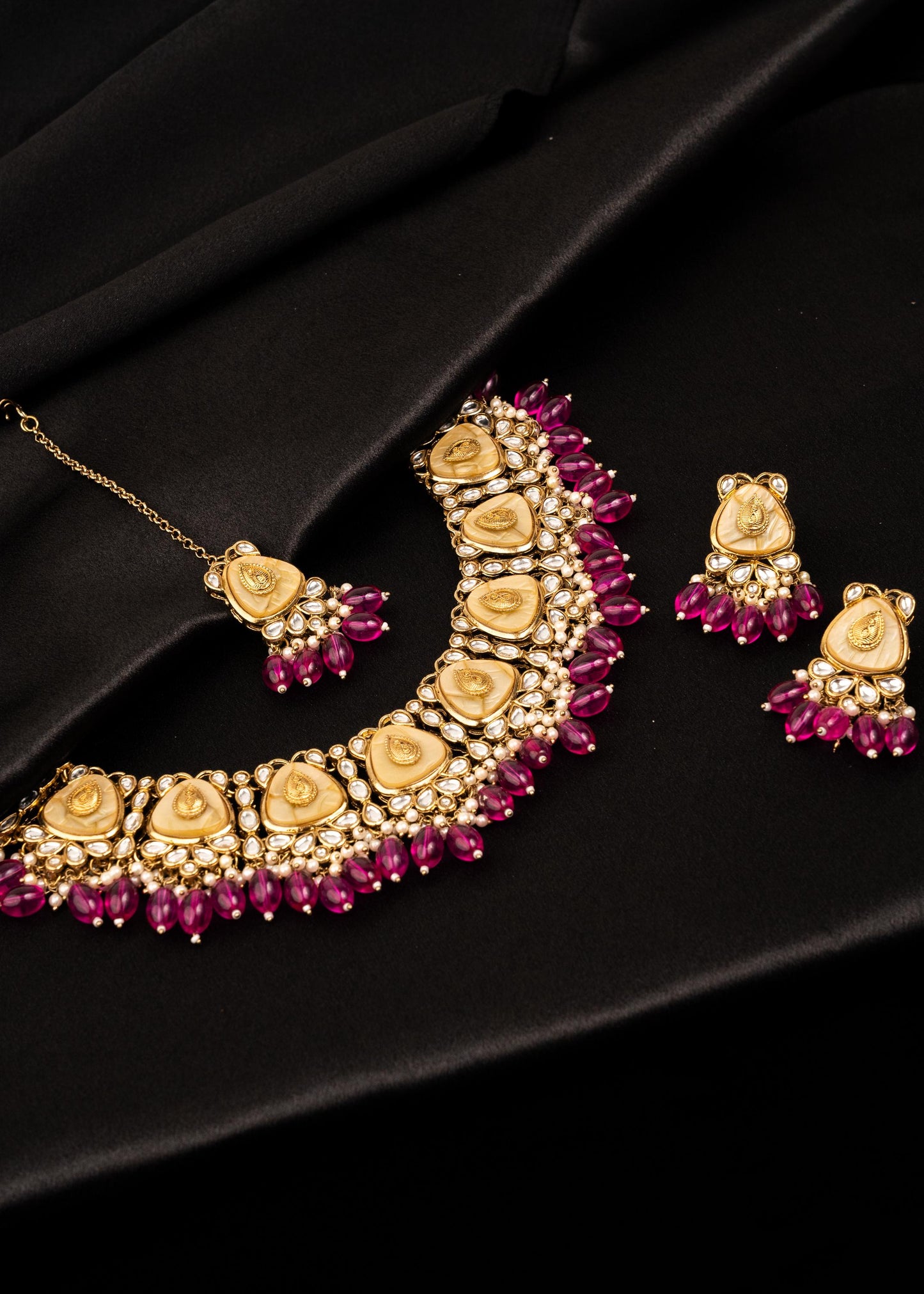 Antique Kundan Pearl Jewelry Necklace Set/ Statement Kundan Pearl Choker Set/ Indian Jewelry/ Pakistani Bridal Jewelry/ Polki Kundan Set (etsy image id: 7940998827)