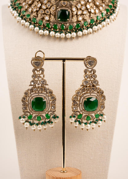 High Quality Bridal Kundan Necklace Set/ Indian Wedding Jewelry/ Statement Bridal Kundan Choker Set/ Emerald Jewelry/ Pakistani Jewellery (etsy image id: 7944525181)