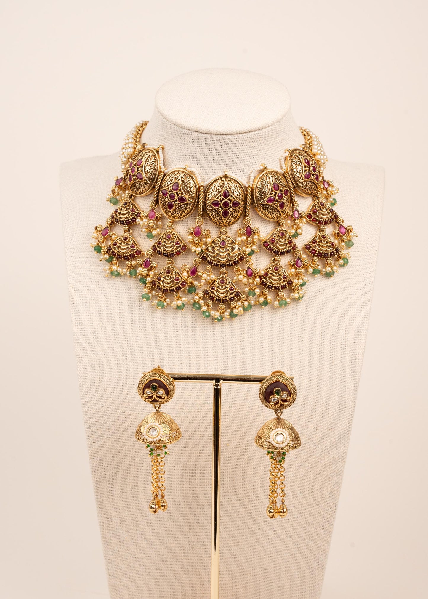 Antique Kundan Polki Choker Necklace Set/ Temple Jewelry/ Kundan Jewelry/ Traditional Jewelry/ Gold Plated Bridal Choker Necklace Set (etsy image id: 7944586553)