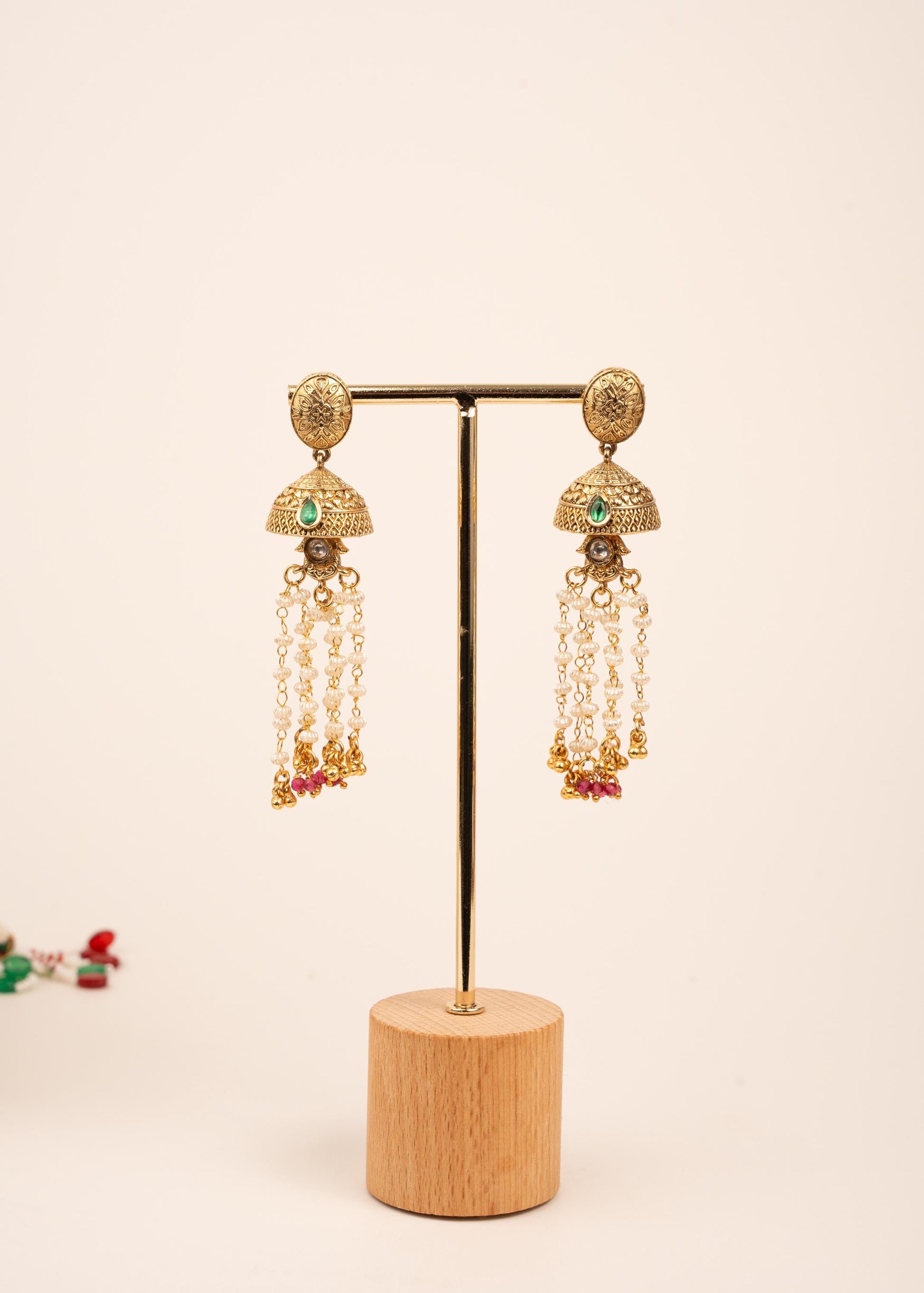 Kundan Temple Choker Necklace/ Pearl Tassel Necklace/ Kudan Choker/ Bridal Statement Necklace/ Indian Jewelry/ Green Beads/ South Indian (etsy image id: 7944615647)