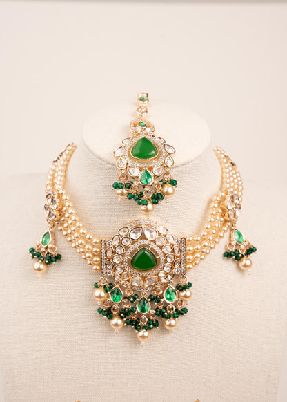 Royal Kundan Choker Necklace Set/ Indian Jewelry/ Bridal Jewelry Set/ Pakistani Jewelry/ Imitation Kundan Choker Necklace Set/ Bollywood (etsy image id: 7944619389)