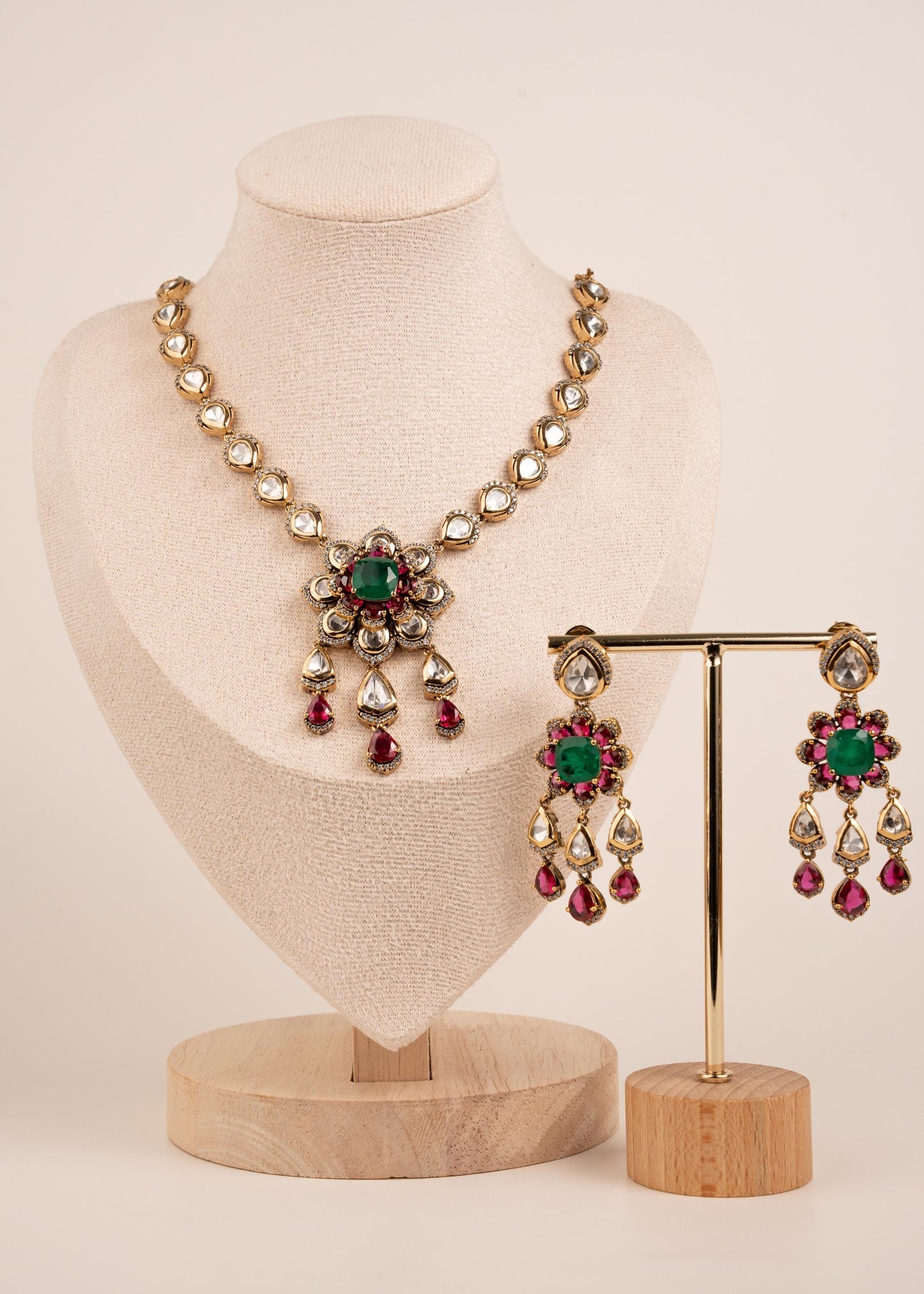 Indian Kundan Jewelry Set/ Bollywood Jewelry/ Designer Kundan Necklace Set/ Emerald Green Ruby Floral Pendant/ Pakistani Indian Jewelry (etsy image id: 7974241644)