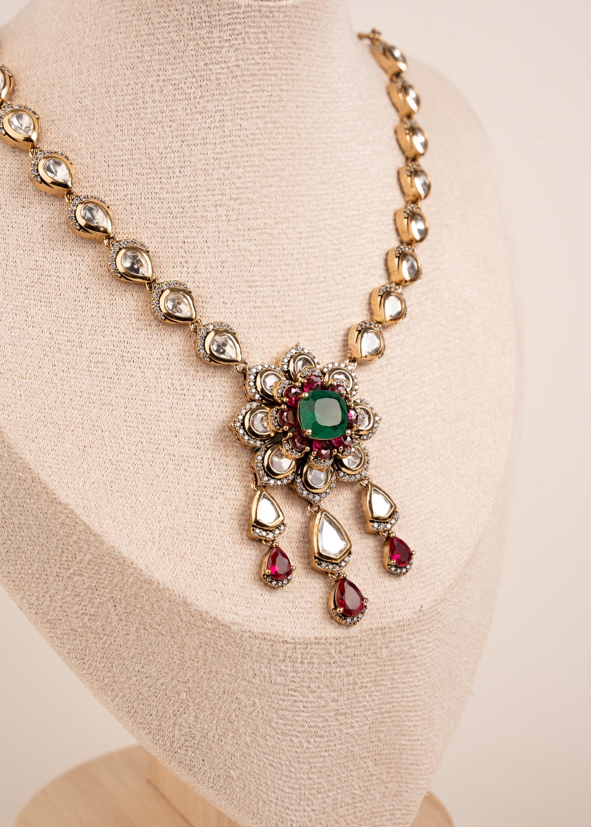 Indian Kundan Jewelry Set/ Bollywood Jewelry/ Designer Kundan Necklace Set/ Emerald Green Ruby Floral Pendant/ Pakistani Indian Jewelry (etsy image id: 7974242258)