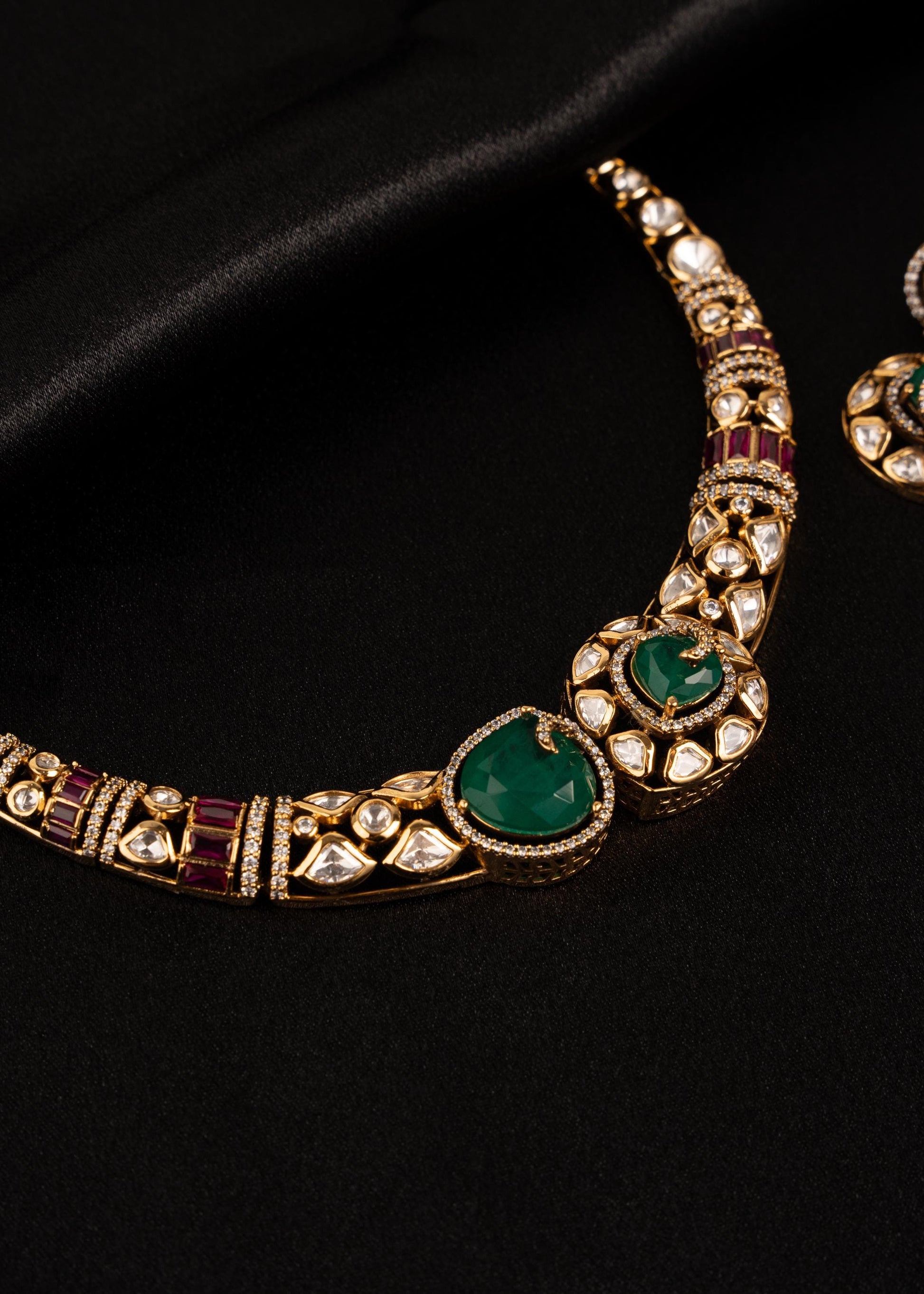 Designer Moissanite Hasli Necklace Set/ Gold Plated Hasli Necklace/ Traditional Hasli Choker/ Antique Gold Hasli Necklace/ Emerald/ Kundan (etsy image id: 7974336878)
