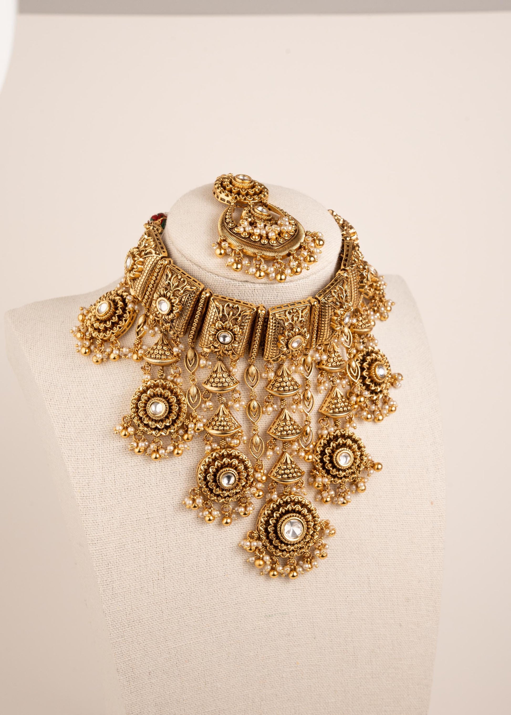 Premium Gold Plated Bridal Choker Necklace Set/ Traditional Antique Gold Kundan Jewelry/Indian Heavy Bridal Jewelry/ Pakistani Jewelry (etsy image id: 7974438394)