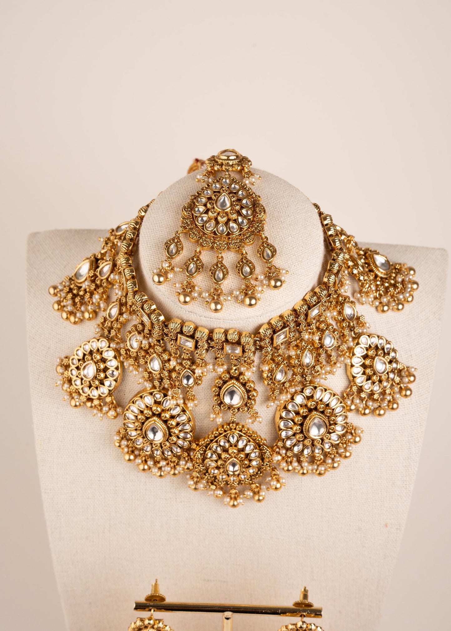 Indian Bridal Jewelry Set/ Kundan Jewelry/ Traditional Kundan Choker Necklace Set/ Pakistani Jewelry/ Heavy Kundan polki Choker Necklace Set (etsy image id: 7974520782)