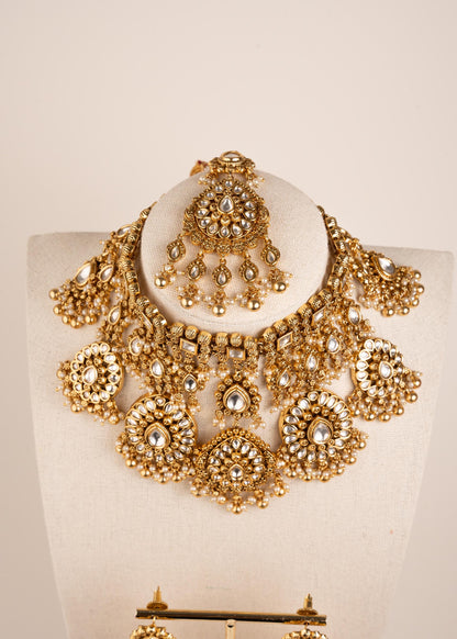 Indian Bridal Jewelry Set/ Kundan Jewelry/ Traditional Kundan Choker Necklace Set/ Pakistani Jewelry/ Heavy Kundan polki Choker Necklace Set (etsy image id: 7974520782)