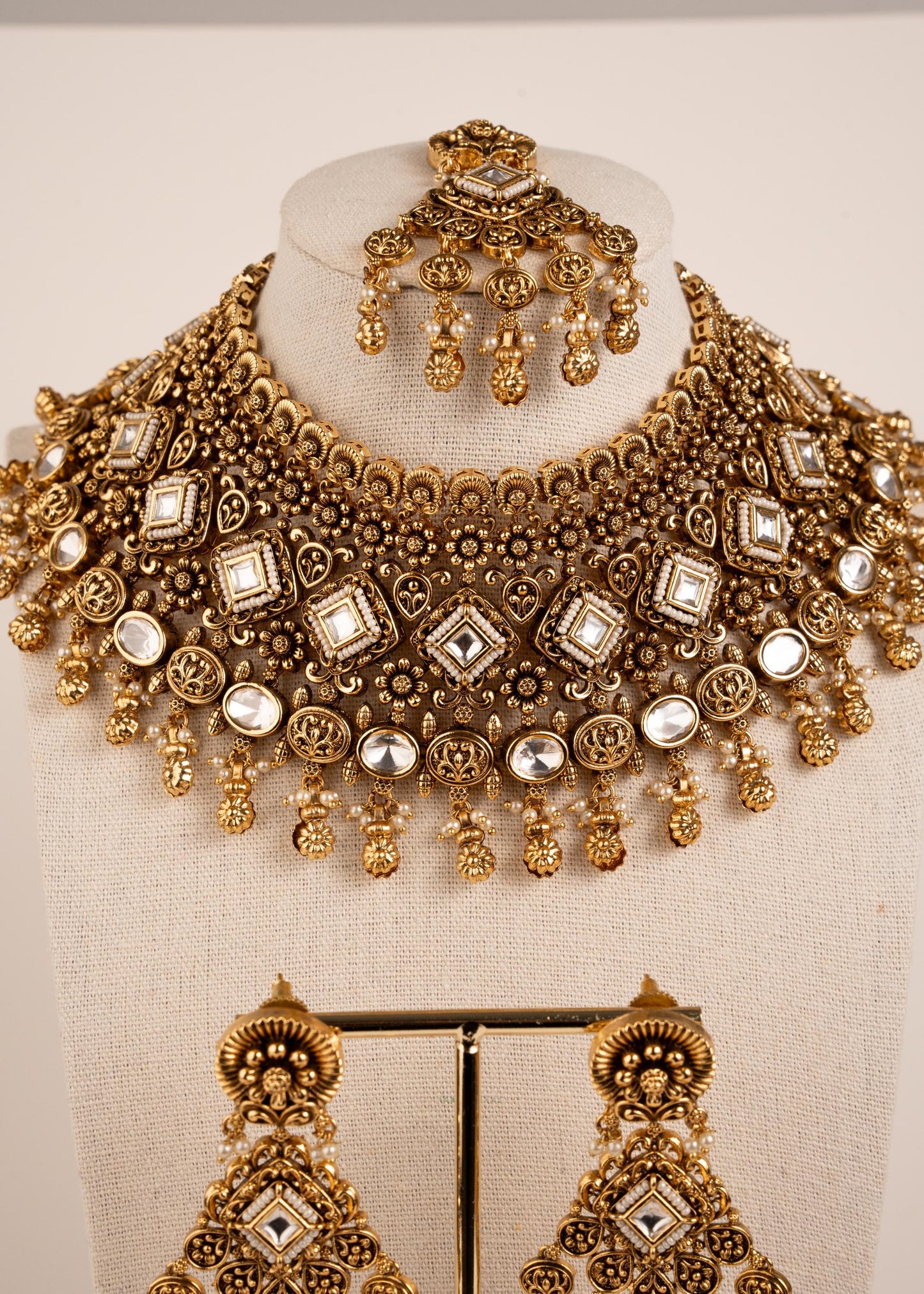 Luxury Antique Gold Choker Set/ Designer Choker Necklace Set/ Indian Bridal Jewelry Set/ Traditional Jewelry/ Reception/ Wedding/ Vintage (etsy image id: 7974536496)