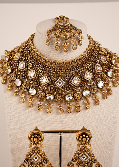 Luxury Antique Gold Choker Set/ Designer Choker Necklace Set/ Indian Bridal Jewelry Set/ Traditional Jewelry/ Reception/ Wedding/ Vintage (etsy image id: 7974536496)
