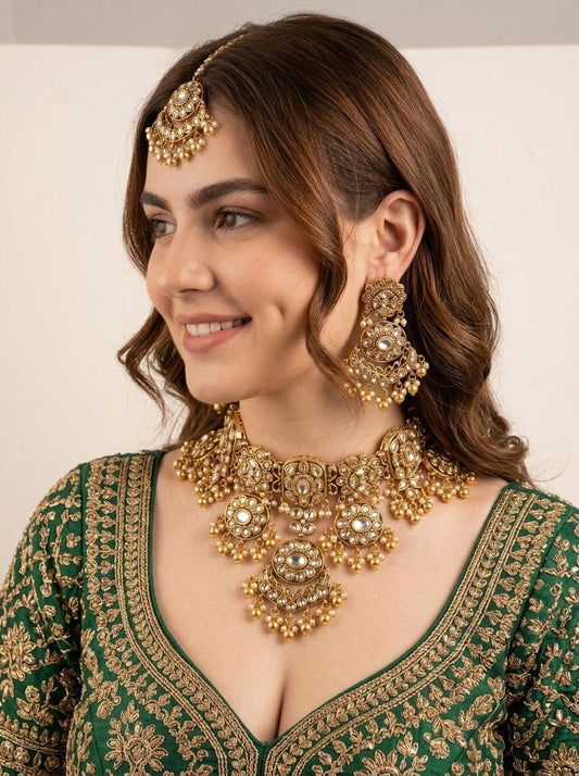 Premium Quality Kundan Bridal Set/Indian Bridal Jewelry/ Antique Gold Earrings and Tikka/ Heavy Bridal Choker Set/ Traditional Jewelry (etsy image id: 7988189420)