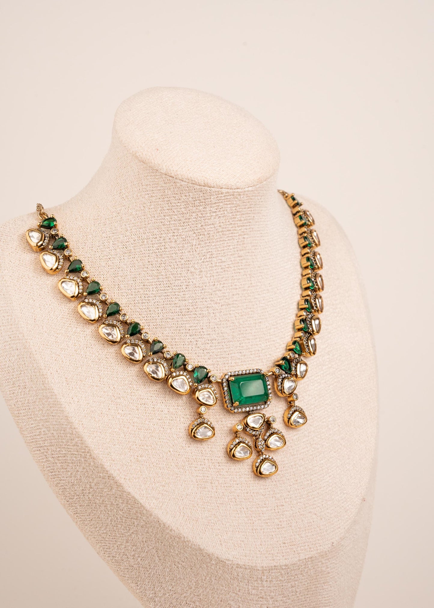 Statement Kundan Polki Necklace Set/ Emerald Green Polki Necklace/ Bridal Choker Necklace/ Pakistani Jewelry/ Reception Wear/ Party Wear (etsy image id: 8022184483)