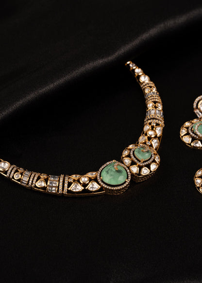 Designer Moissanite Hasli Necklace Set/ Gold Plated Hasli Necklace/ Traditional Hasli Choker/ Antique Gold Hasli Necklace/ Emerald/ Kundan (etsy image id: 8022287003)