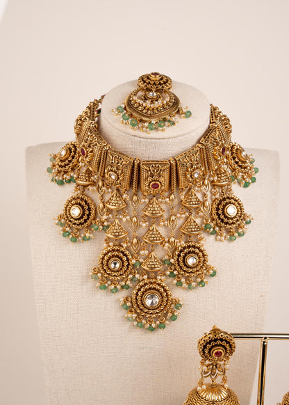 Premium Gold Plated Bridal Choker Necklace Set/ Traditional Antique Gold Kundan Jewelry/Indian Heavy Bridal Jewelry/ Pakistani Jewelry (etsy image id: 8022388835)