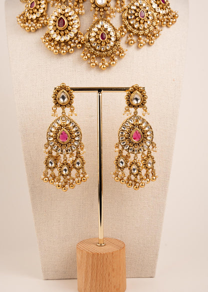 Indian Bridal Jewelry Set/ Kundan Jewelry/ Traditional Kundan Choker Necklace Set/ Pakistani Jewelry/ Heavy Kundan polki Choker Necklace Set (etsy image id: 8022438975)