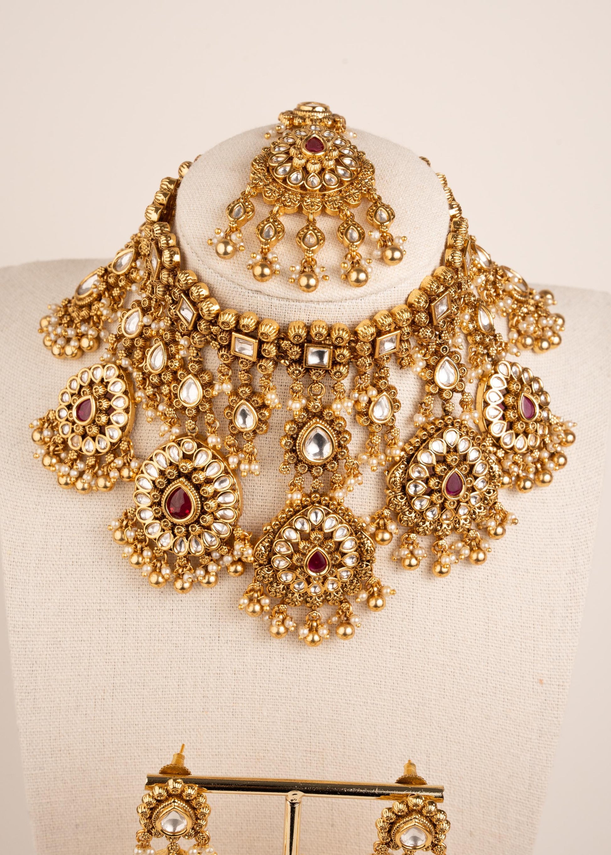 Indian Bridal Jewelry Set/ Kundan Jewelry/ Traditional Kundan Choker Necklace Set/ Pakistani Jewelry/ Heavy Kundan polki Choker Necklace Set (etsy image id: 8022441673)