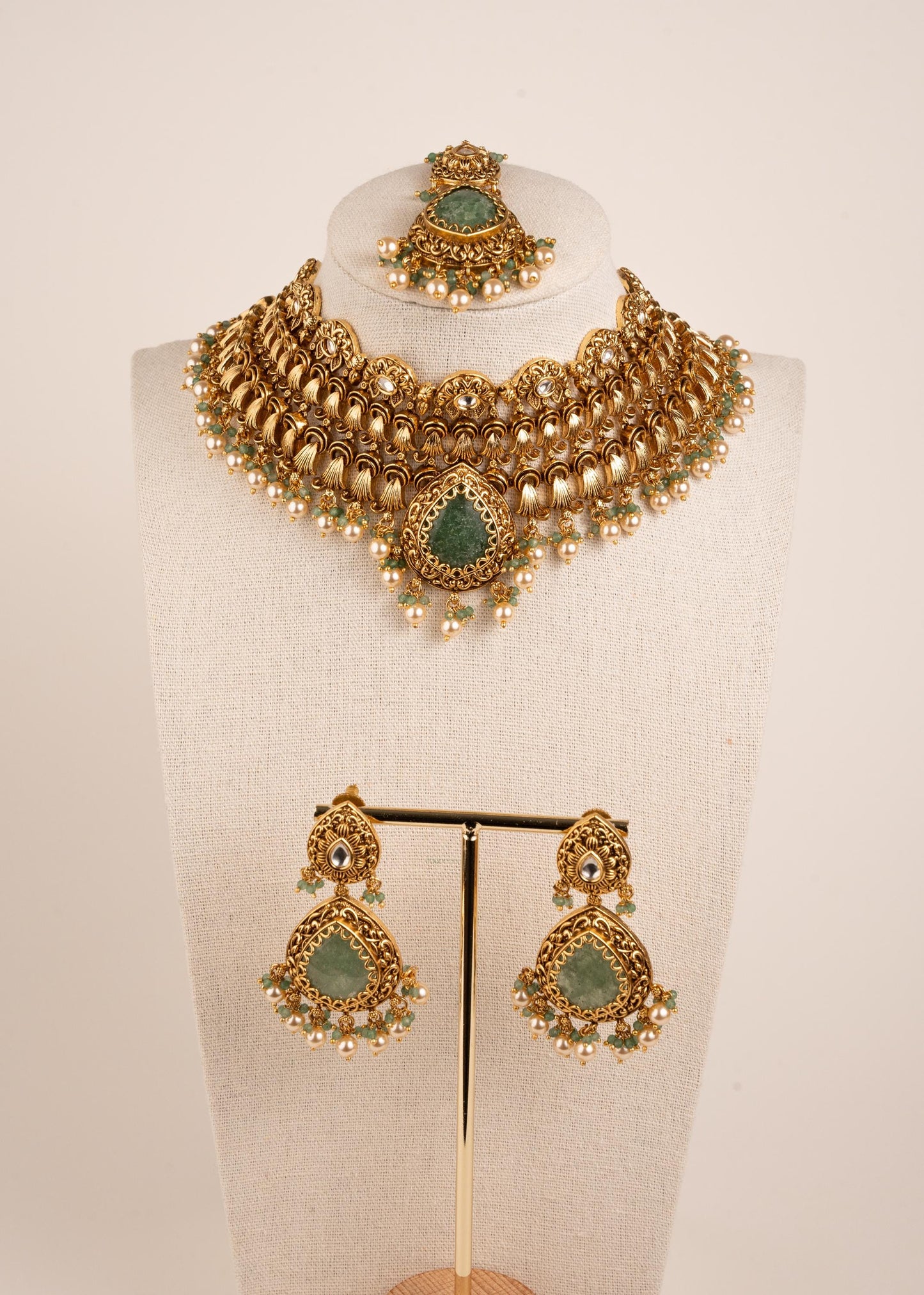 Traditional Kundan Choker Necklace Set/ Gold Plated Bridal Choker Set/ Indian Pakistani Jewelry/ Wedding choker Set/ Indian Temple Jewelry (etsy image id: 8022479319)