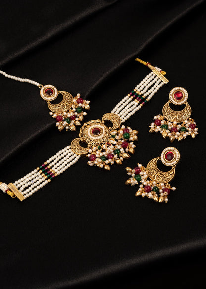 Antique Gold Choker Necklace Set with Tikka/ Indian Jewelry/ Traditional Jewelry/  Gold Plated Jewelry/ Bridal Jewelry/ Multi/ Reception