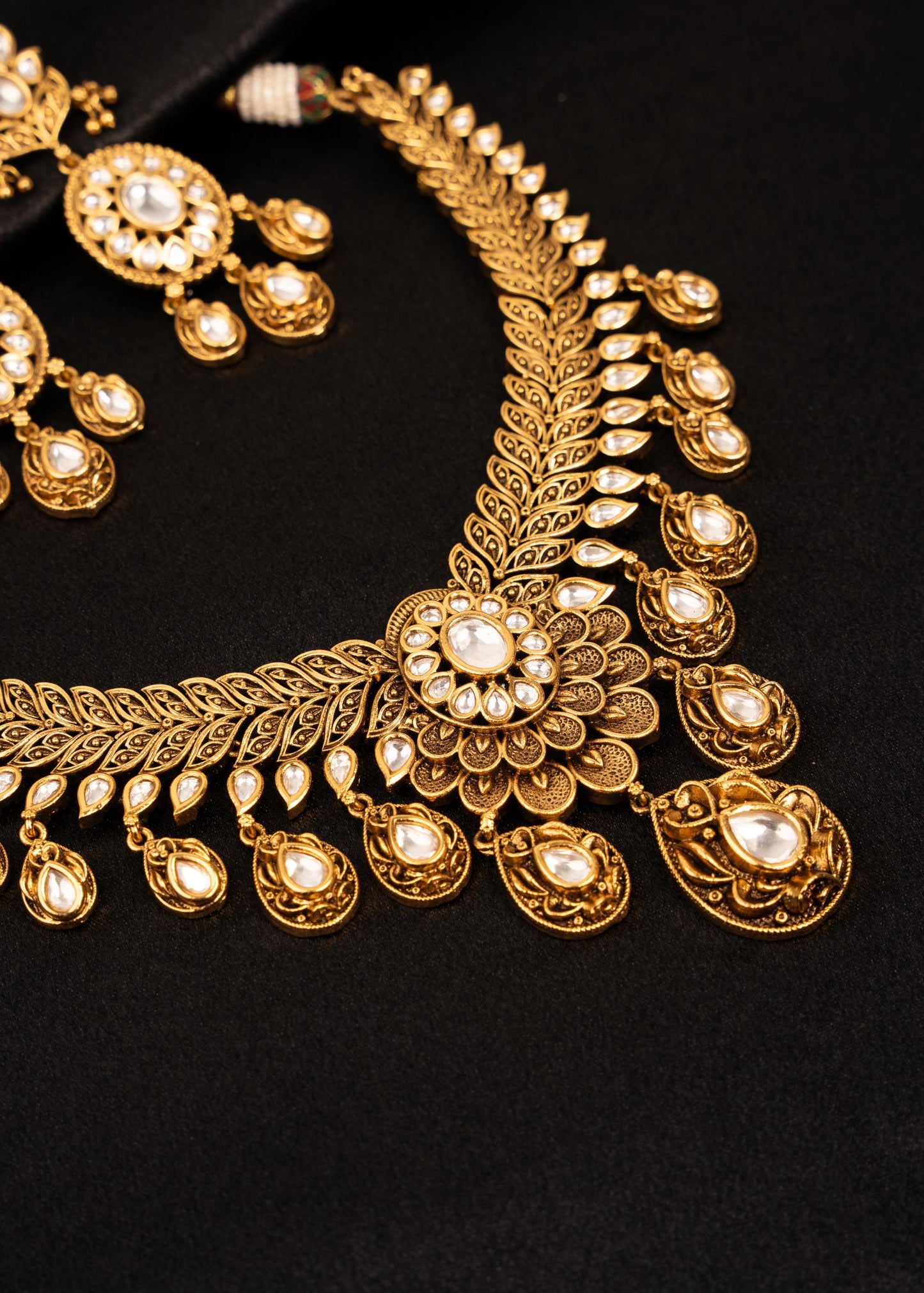 Premium Antique Gold Kundan Choker Necklace Set/ Traditional Jewelry/ Statement Necklace/ Indian Jewelry/ Wedding Necklace/ Bridal Wear