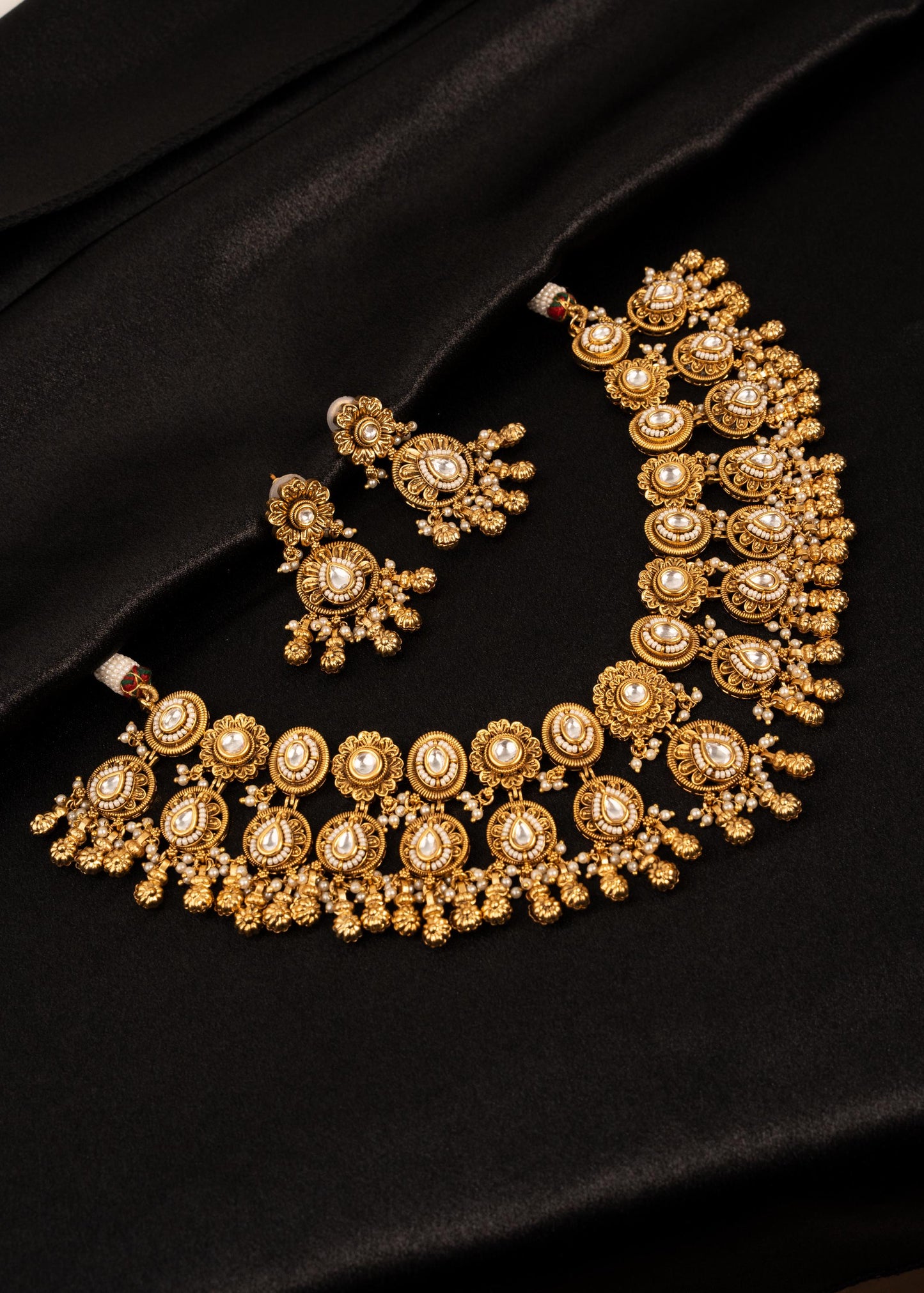 Premium Kundan Bridal Choker Necklace Set/ Green Bead Choker/ Indian Wedding Jewelry/ Gold Plated Kundan Choker/ Pakistani Jewelry